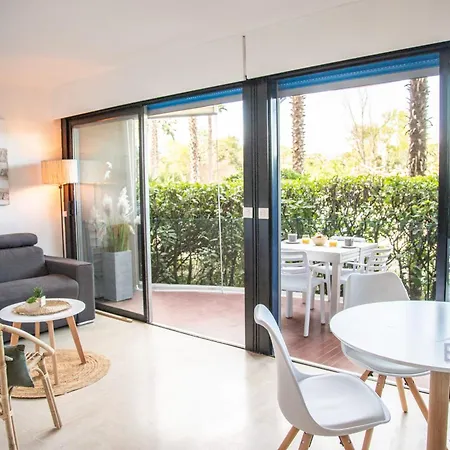 Apartment Charming Ideally Located In